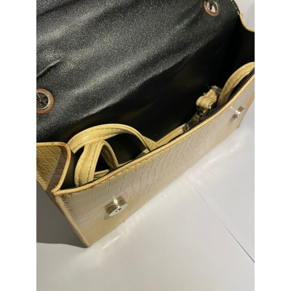 Elegant Yellow handbag - Picture 4 of 4